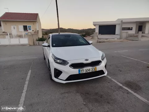 Kia ProCeed 1.4 T-GDi GT Line+SRF