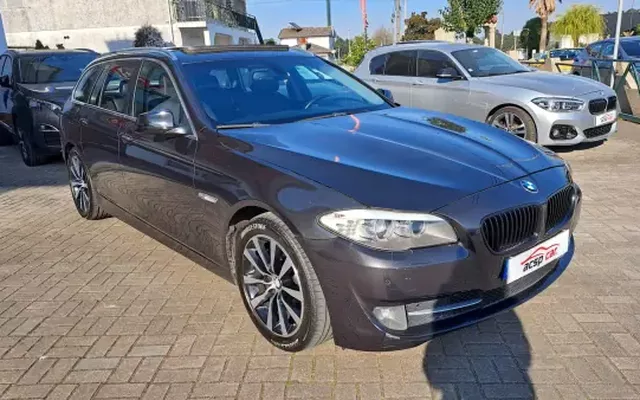 BMW 520 2011 d