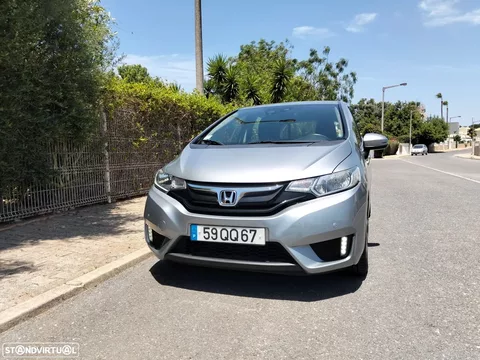 Honda Jazz 1.3 I-VTEC Comfort+Connect Navi