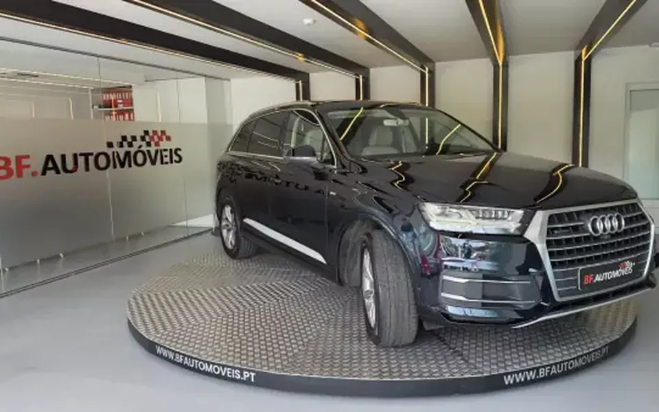 Audi Q7 2015 3.0 TDi quattro S-line Tiptronic 7L