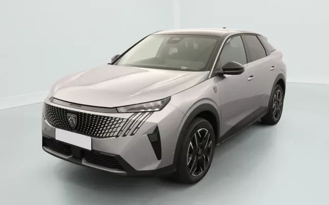 Peugeot 3008 Phase 4 Gt 1.2 HYBRID 145 Zéro km immatriculé
