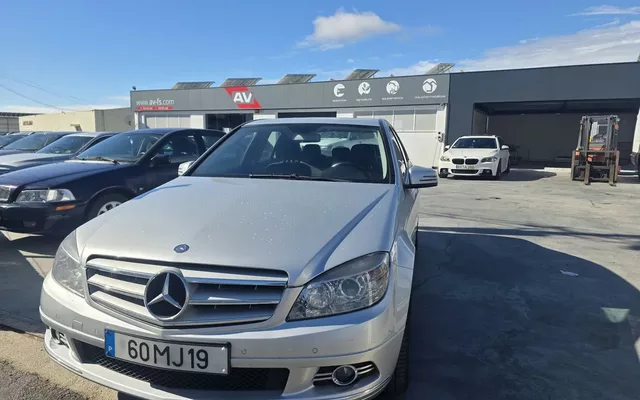 Mercedes-Benz C 220