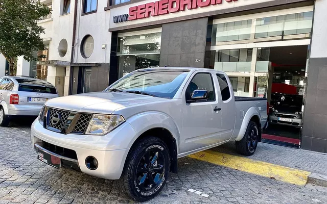 Nissan Navara 2.5 dCi CD LE