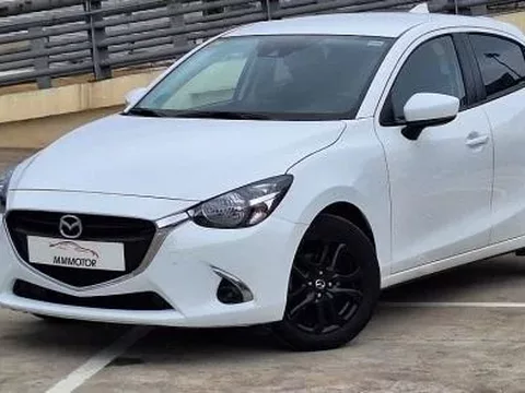 MAZDA Mazda2 Mazda2 1.5 e-Skyactiv G Center-Line 66kW