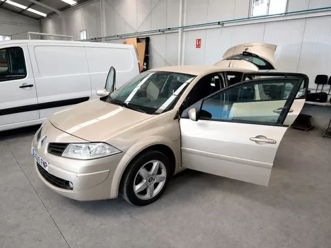 RENAULT Mégane Mégane 1.4 Confort Authentique