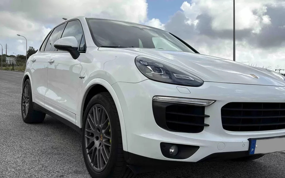 Porsche Cayenne S E-Hybrid