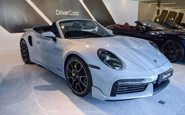 PORSCHE 911 911 Turbo S Cabriolet PDK