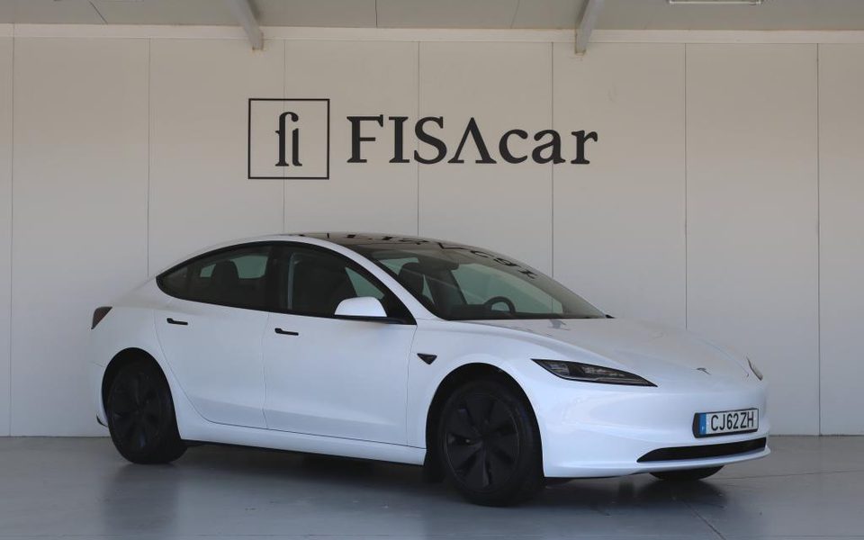 TESLA MODEL 3 LONG RANGE TRAÇÃO TRASEIRA PREMIUM