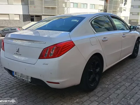 Peugeot 508 2.0 HDi Hybrid4 2-Tronic 85g