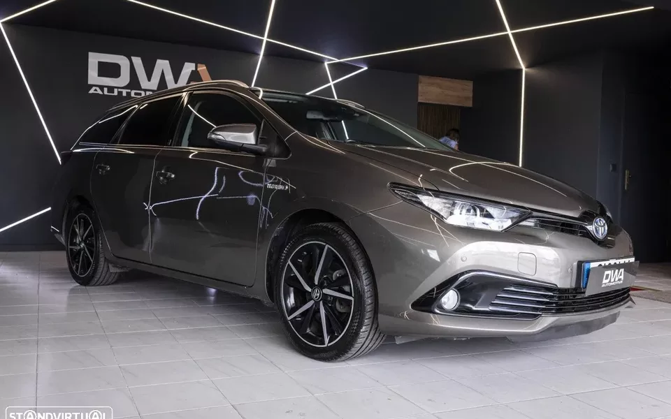 Toyota Auris Touring Sports 1.8 HSD Sport+Navi