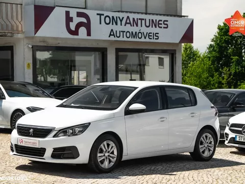 Peugeot 308 1.5 BlueHDi Business Line