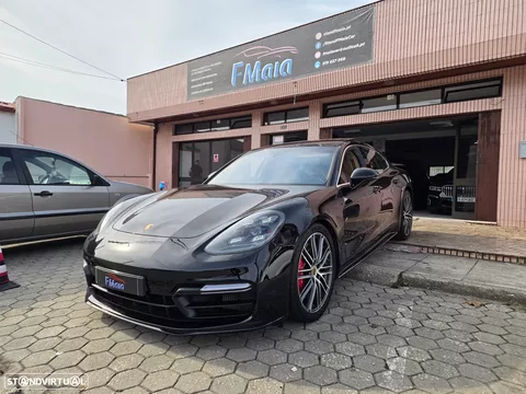 Porsche Panamera Turbo