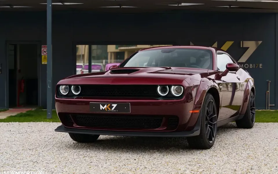 Dodge Challenger
