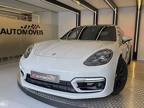 Porsche Panamera Sport Turismo 4S E-Hybrid