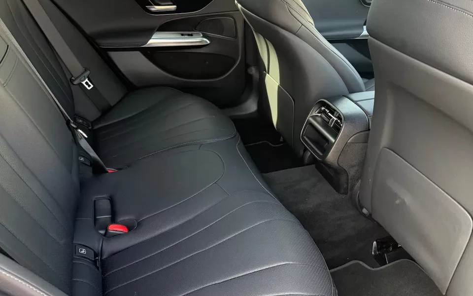 Mercedes-Benz E 300 e Station