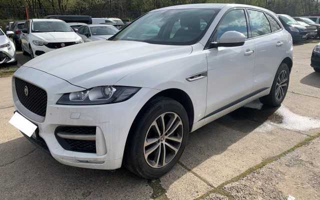 Jaguar F-PACE 2017