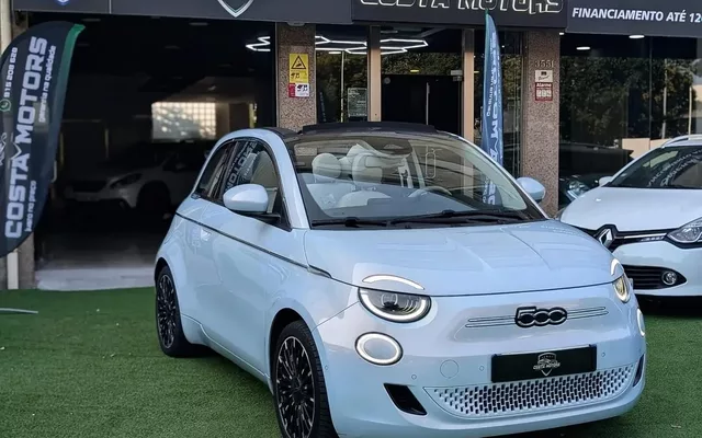 Fiat 500e C 42kWh la Prima (by Bocelli)