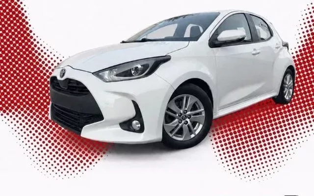 TOYOTA Yaris Yaris 120H 1.5 Business Plus