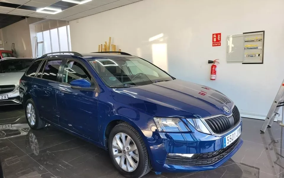 SKODA Octavia Octavia Combi 1.6TDI CR Ambition 110