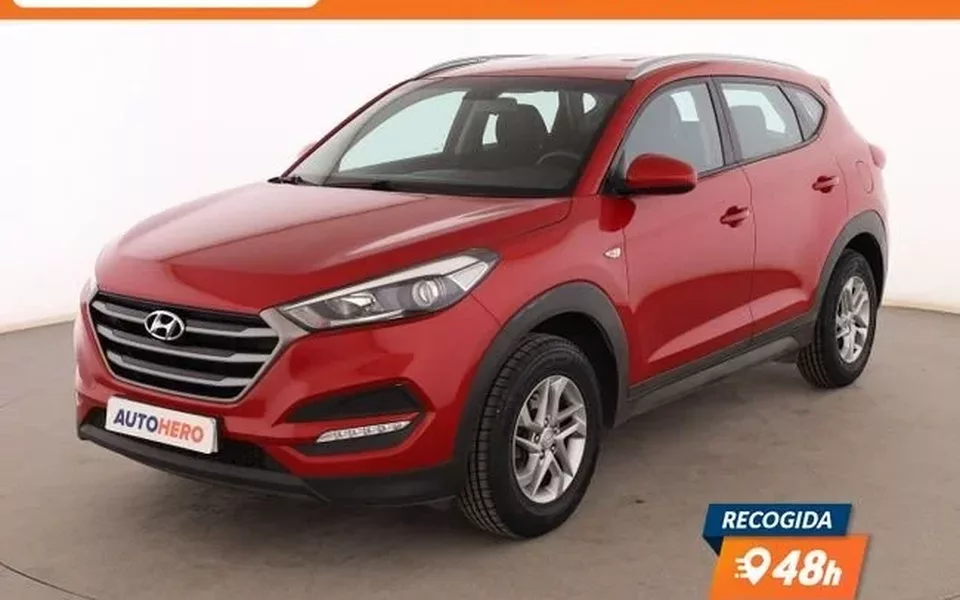 HYUNDAI Tucson 1.6 Essence BlueDrive 2WD