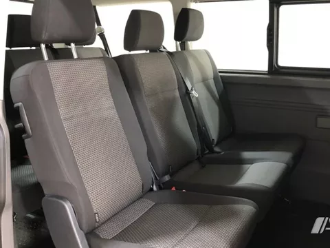 VOLKSWAGEN Caravelle VOLKSWAGEN Caravelle Monovolumen Automático de 4 Puertas