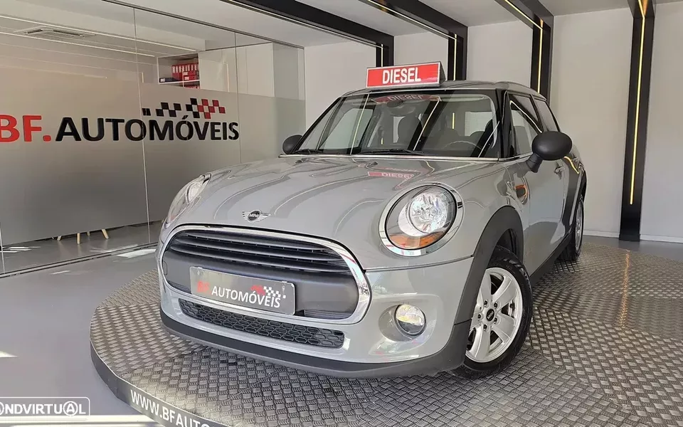 MINI 5 Portas