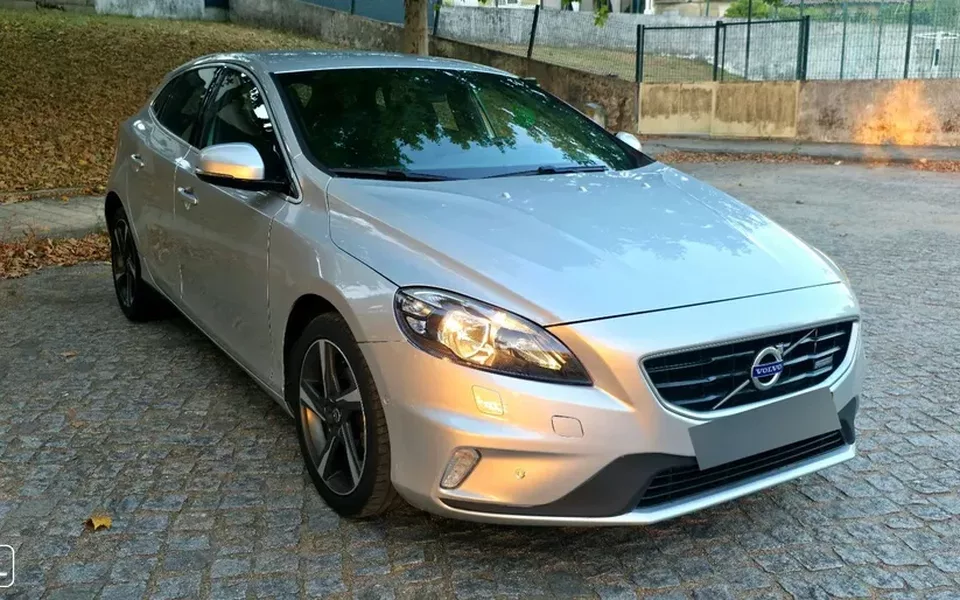 Volvo V40 1.6 D2 R-Design