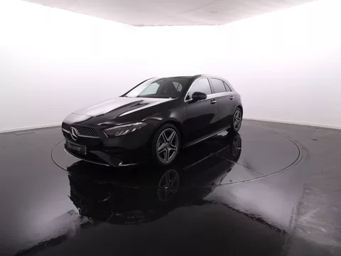Mercedes-Benz Classe A - 180 d AMG Advanced Plus Cx. Aut. / Vidros Escurecidos / JLL