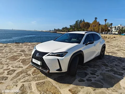 Lexus UX 250h Special Edition (LCA)