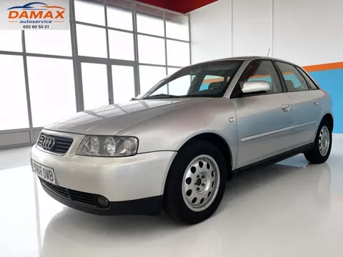 AUDI A3 A3 1.6 Attraction - 2490€ en Vila-real