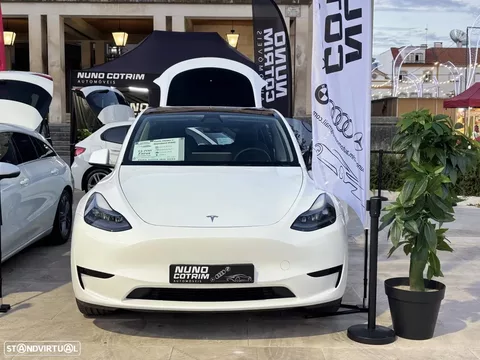 Tesla Model Y Standard RWD