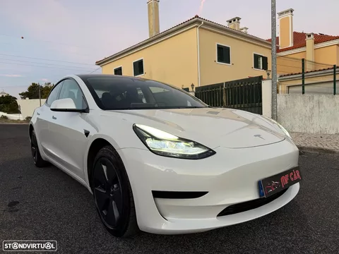 Tesla Model 3 Standard Range Plus RWD
