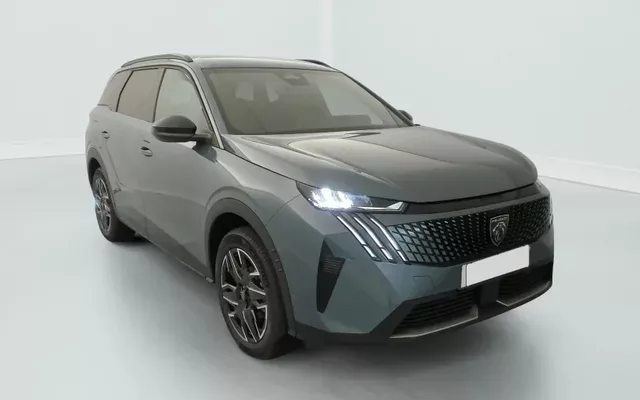 Peugeot 5008 HYBRID 145 CH E-DCS6 ALLURE Zéro km immatriculé
