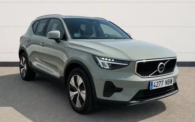 VOLVO XC40 2.0 B3 MHEV CORE DCT 163 5P
