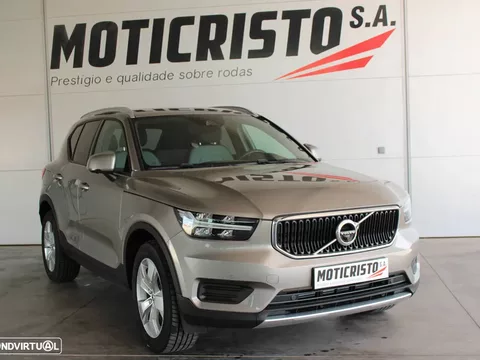 Volvo XC 40 1.5 T2 Momentum Core Geartronic
