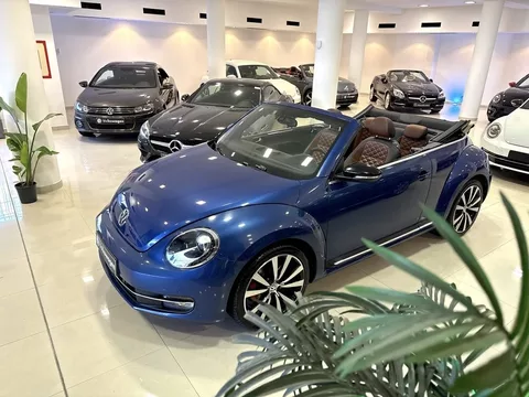 VOLKSWAGEN Beetle Beetle Cabrio 2.0 TSI R-Line DSG 210