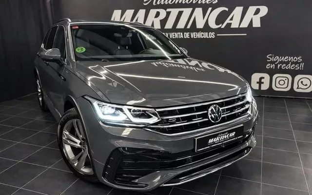 VOLKSWAGEN Tiguan R Line