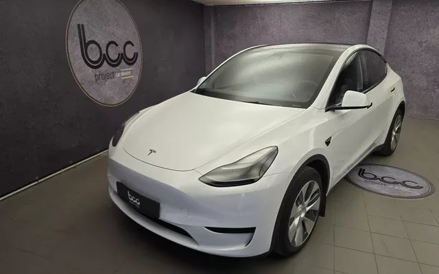 Tesla Model Y Tração Traseira