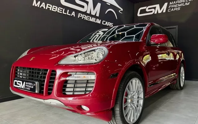 PORSCHE Cayenne Cayenne GTS