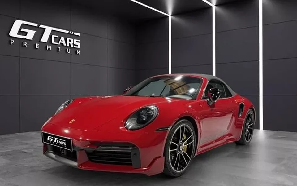 PORSCHE 911 Turbo S