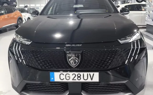 Peugeot 3008 1.2 Hybrid Allure e-DCS6