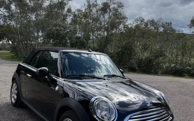 MINI Cabrio Cooper