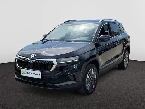 SKODA Karoq AUTOMAAT 150PK CARPLAY CAMERA SENSOREN FULL LED