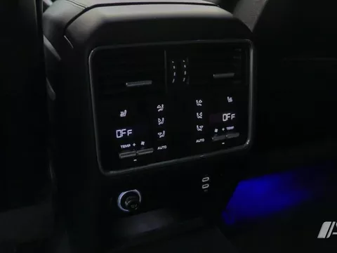 PORSCHE Cayenne Cayenne Turbo S E-Hybrid Coupé Aut.