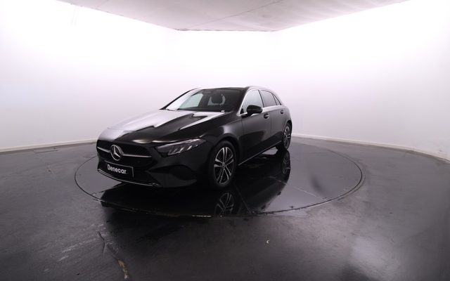 Mercedes-Benz Classe A - 200 d Progressive Advanced Cx. Aut. / Vidros Escurecidos