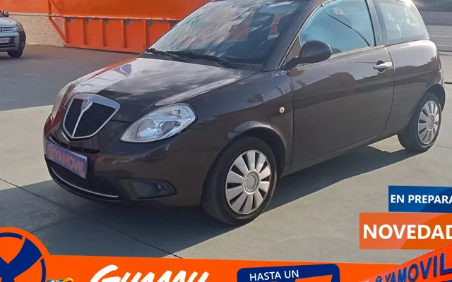 Lancia Ypsilon 1.2 8v Oro 51 kW (69 CV)