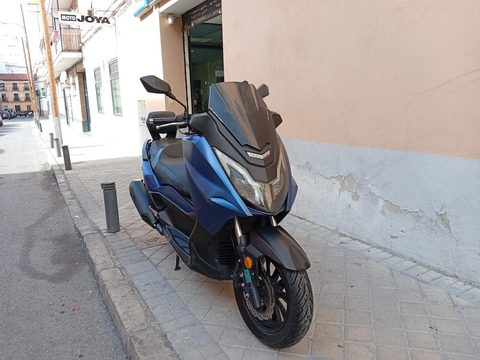 MITT GTS 125