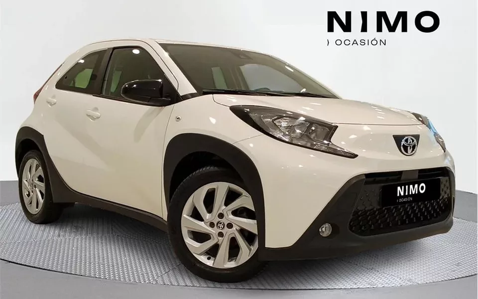 TOYOTA Aygo X Cross AYGO X CROSS 1.0 VVT-I 72CV Play - 13900€ en Huelva