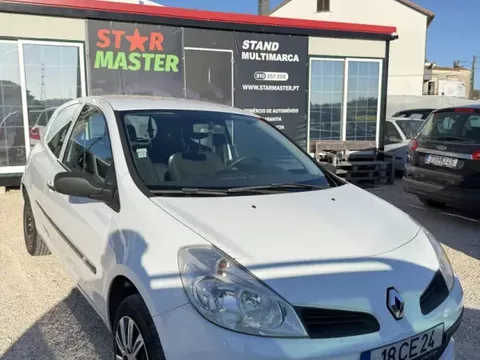 Renault Clio 2006 III 1.2 16V Pack