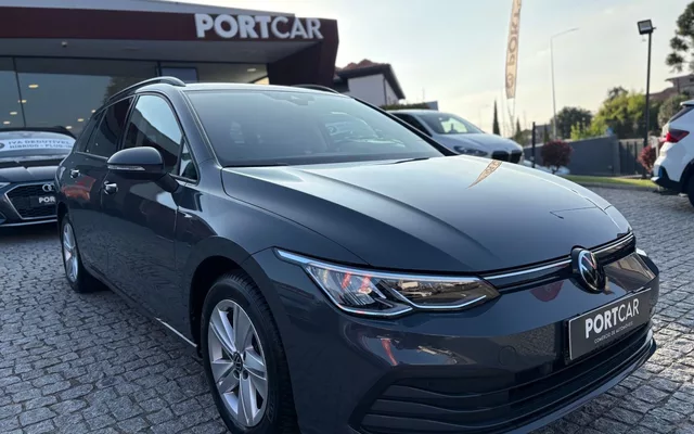 VW Golf Variant 1.0 TSI Life